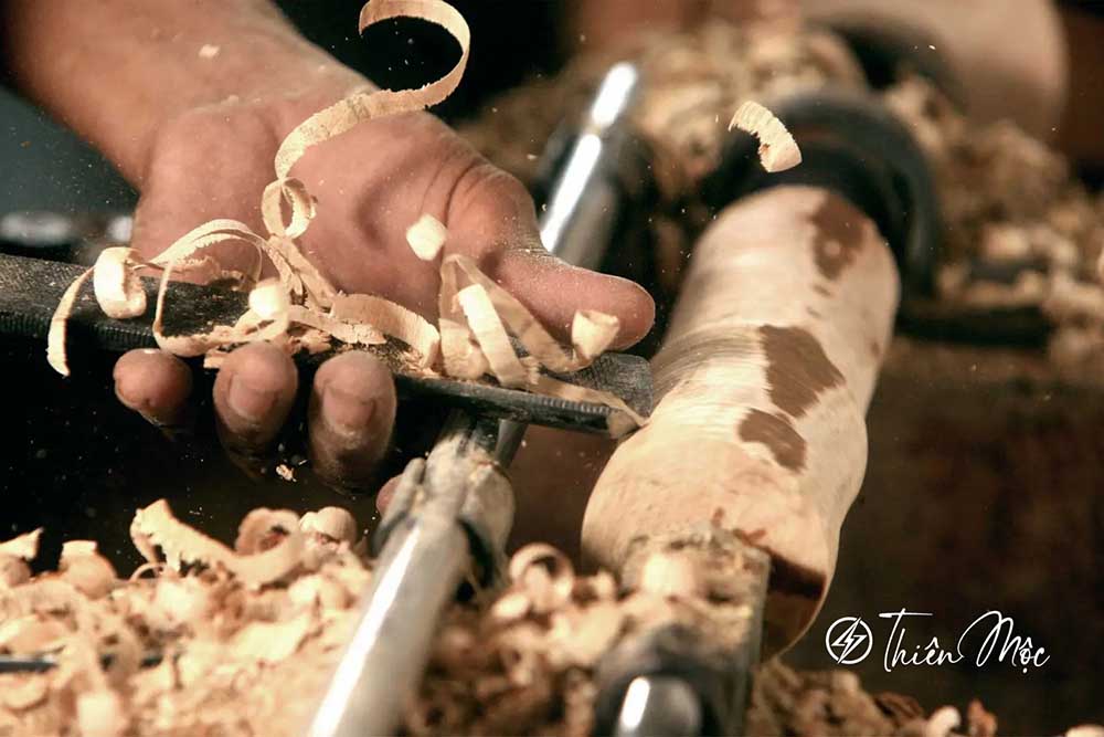 sản xuất đèn gỗ thủ công