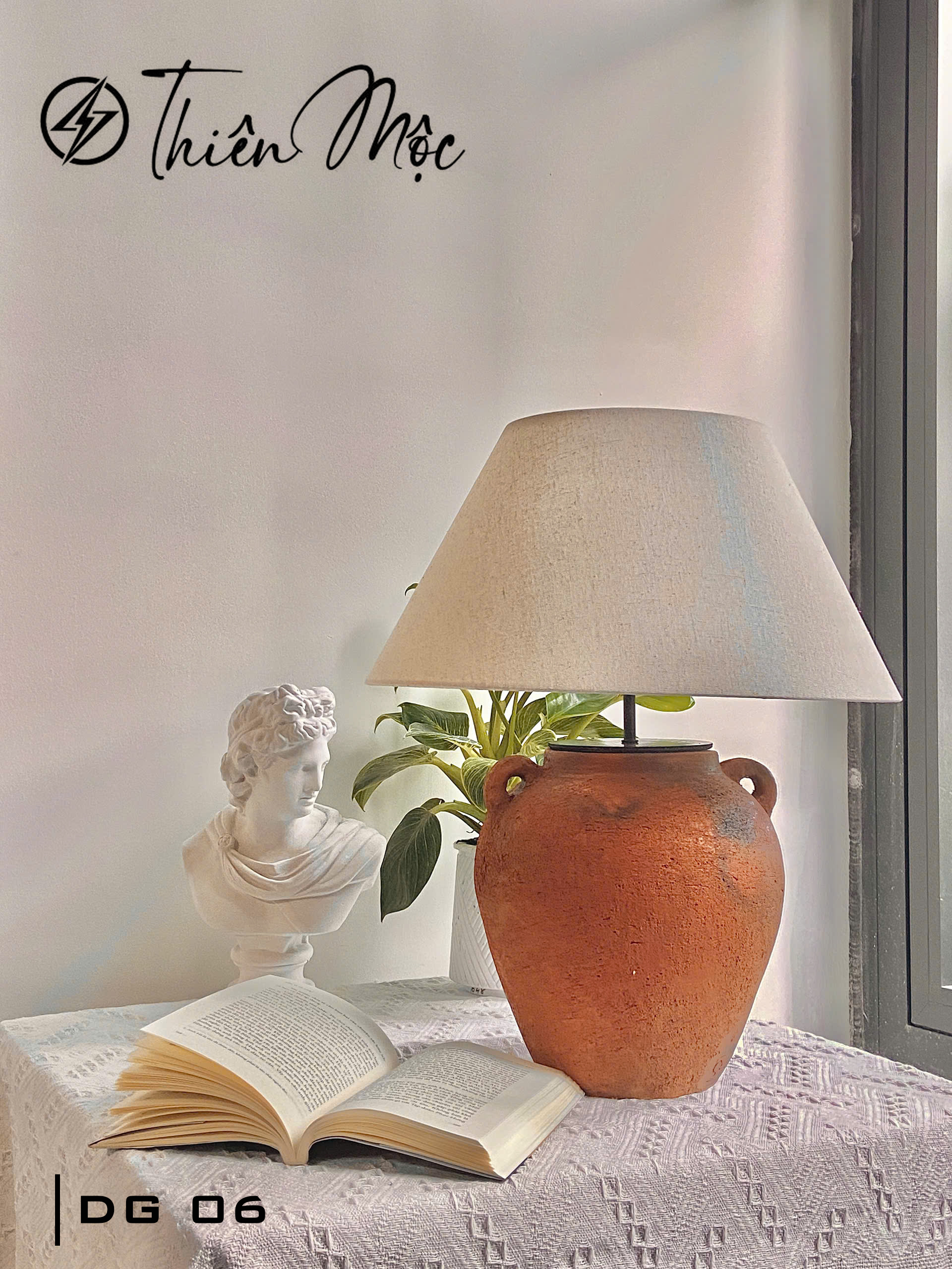 Đèn bàn gốm thủ công - Trang trí mộc mạc, độc bản từ thiên nhiên DG06 - 1
